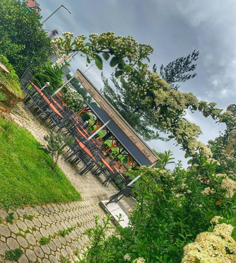 Hotel Zeta Ленти Екстериор снимка