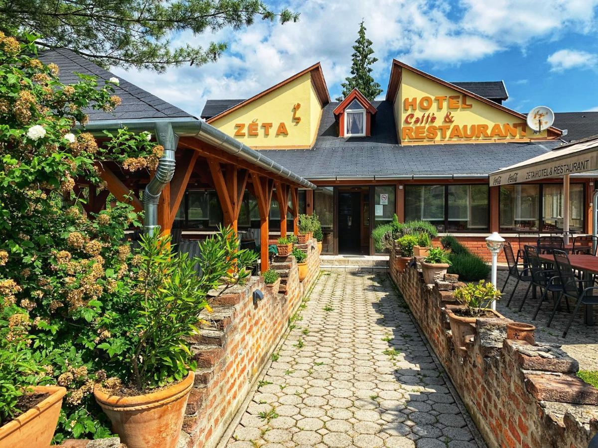 Hotel Zeta Ленти Екстериор снимка